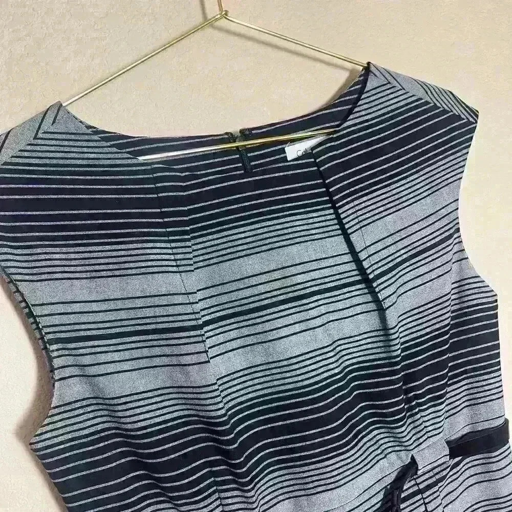Calvin klein wear to work dress size 4 in excellent condition with waist elt - Picture 3 of 5